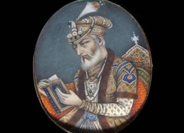 AURANGZEB STATUS CASE: औरंगजेबाचे स्टेटस ठेवणाऱ्या 14 जणांविरोधात गुन्हा दाखल