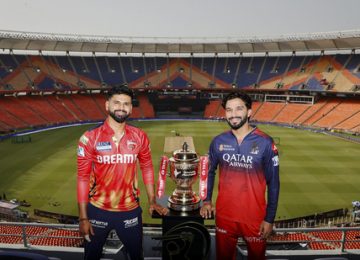 RCB WIN IPL:रॉयल चॅलेंजर्स बंगळुरू (आरसीबी) ने आयपीएलमध्ये आपले पहिले विजेतेपद जिंकले आहे.