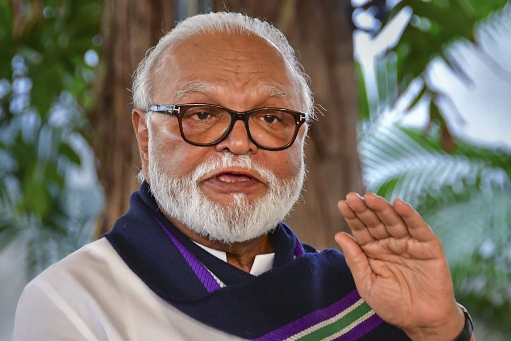 NCP VARDHAPANDINCHHAGAN BHUJBAL: आज दहा जून राष्ट्रवादीचा वर्धापनदिन १० जून १९९९ रोजी स्थापन झालेल्या राष्ट्रवादीची २ जुलै २०२३ रोजी दोन शकलं झाली. आणि दोन वर्धापन दिन साजरे होऊ लागले.