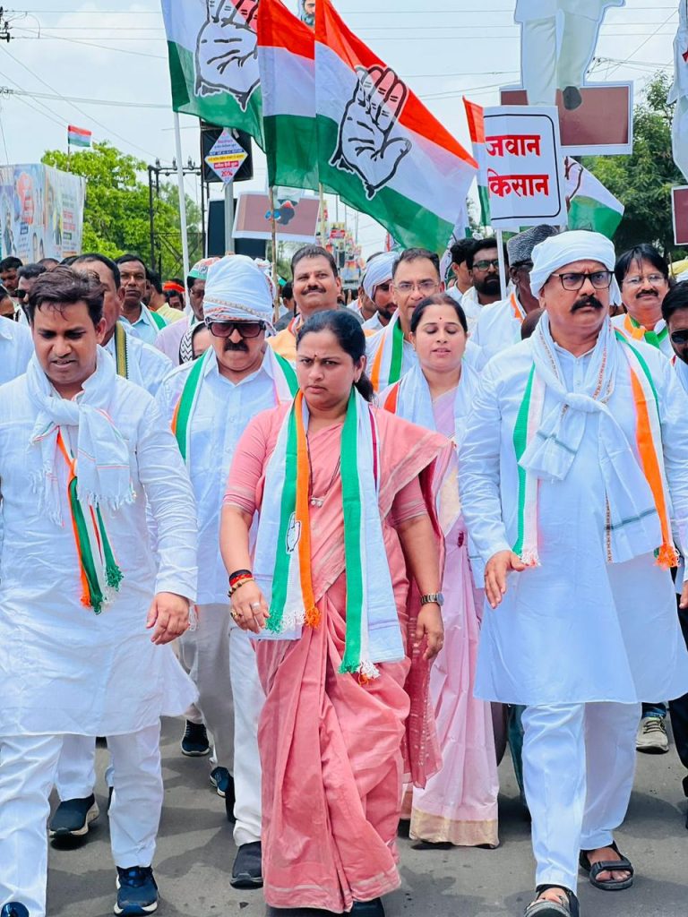 HARSHWARDHAN SAPKAL CONGRESS PADYATRA: नरेंद्र मोदींनी शेतकऱ्यांना दिलेल्या कर्जमाफी, एमएसपी सारख्या १६ आश्वासनांचे काय झाले?