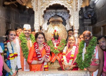 AASHADI WARI 2025:  आषाढी एकादशीच्या (AASHADI WARI 2025) अनुपम्य सोहळ्याला सुरुवात झाली आहे.