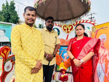 WORLD TRIBAL DAY 2025 : जागतिक आदिवासी दिनानिमित्त वरोरा येथे ऐतिहासिक रॅलीचे आयोजन