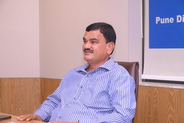 PM KISAN YOJNA: "केंद्र सरकार व राज्य सरकार नेहमीच शेतकऱ्यांच्या पाठीशी ठाम उभे आहेत. पीएम किसान सन्मान निधी योजनेच्या 21 व्या हफ्त्याचं वितरण आज पंतप्रधान नरेंद्र मोदी यांच्या हस्ते करण्यात आलं. यापूर्वी राज्य शासनाने ही अतिवृष्टीग्रस्त शेतकऱ्यांना मदत म्हणून भरीव रक्कम वितरित करण्याचं काम केलं आहे.