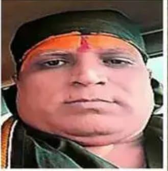 NASHIK NEWS:  नाशिक जिल्ह्यात एक धक्कादायक घटना घडली.. शारीरिक संबंध ठेवले नाहीस तर तुझ्या घरात एक बळी निश्चित आहे असं म्हणतं नाशिकमध्ये एका भोंदूबाबाने महिलेवर अत्याचार करत तब्बल 50 लाखांना लुबाडलं.. पाहुयात हे प्रकरण नेमकं काय आहे...