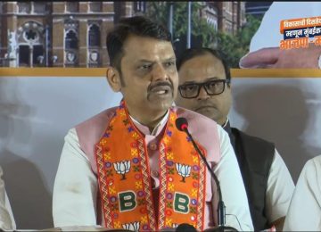DEVENDRA FADNAVIS ON LADAKYA BAHINI SCHEME