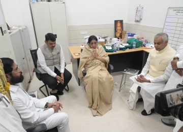 FADNAVIS SHINDE MEETS SUNETRA PAWAR